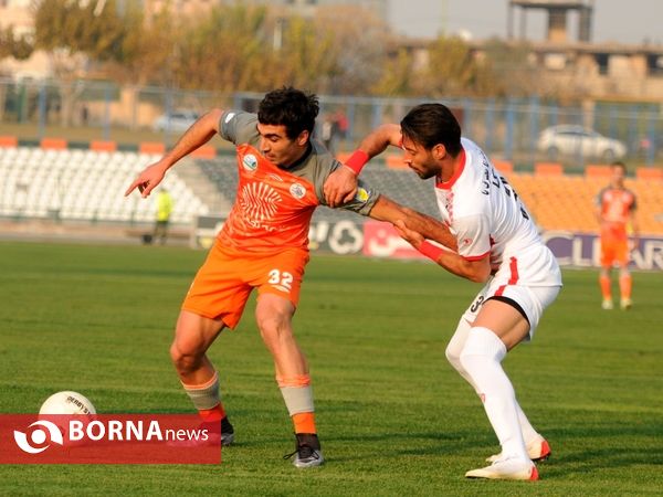 دیدار تیم های فوتبال سایپا- پرسپولیس