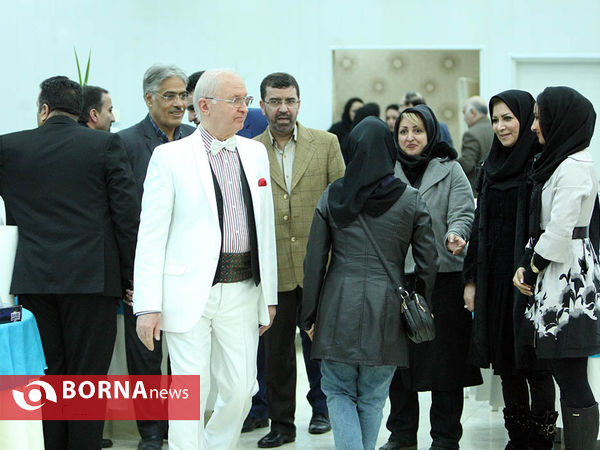 نشست صمیمی ورزشکاران و پیشکسوتان- ورزشگاه انقلاب