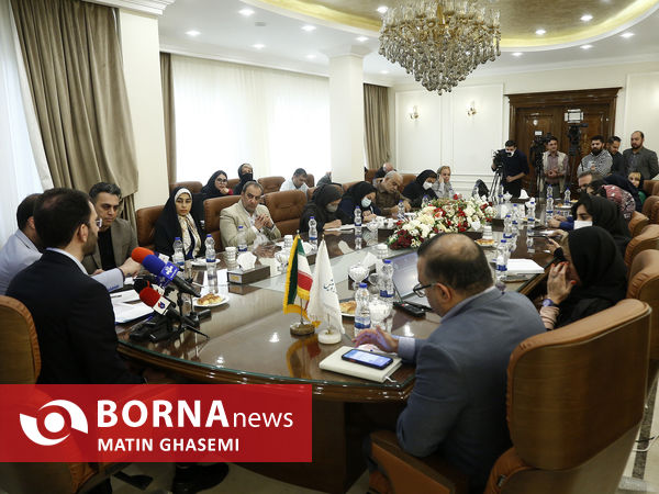 نشست خبری مدیر عامل منطقه آزاد کیش