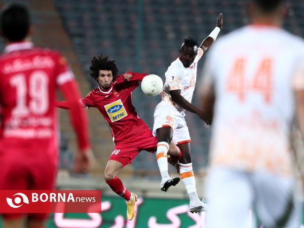 دیدار تیم های فوتبال پرسپولیس - مس رفسنجان