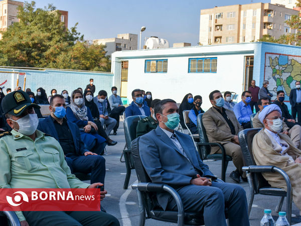 زنگ سال تحصیلی جدید در اراک نواخته شد