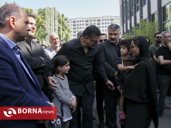 تشییع پیکر مهدی شادمانی