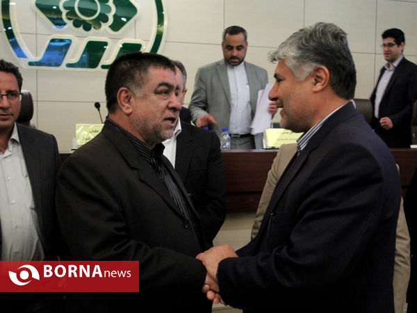 تقدیر شورای اسلامی شهر شیراز ازپدران  نمونه