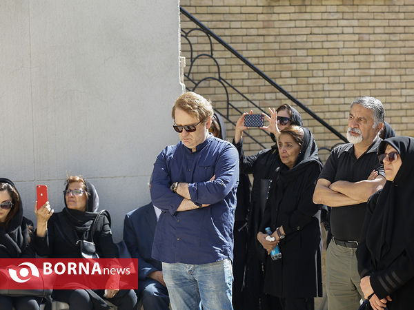 مراسم تشییع پیکر مجید فرازمند