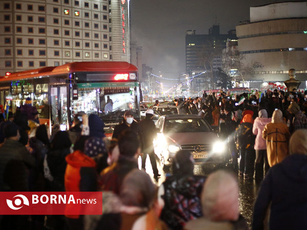 شادی مردم پس از راهیابی تیم فوتبال ایران به جام جهانی