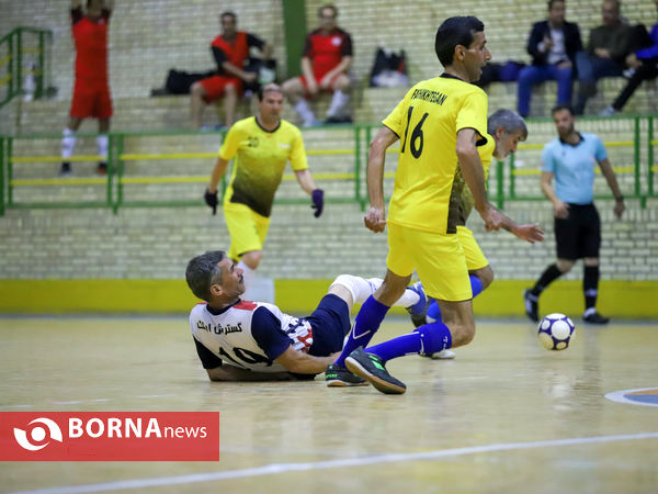 مسابقات فوتسال پیشکسوتان جام رمضان