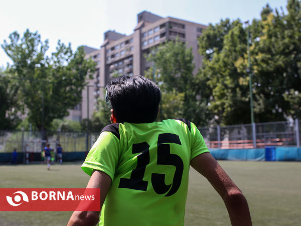 دیدار تیم های فوتبال کوتاه قامتان ایرانی- شهاب سرخ