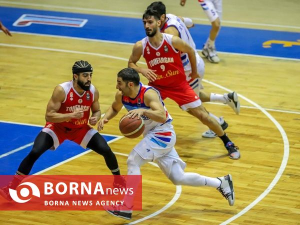 دیدار تیم های بسکتبال نبوغ - توفارقان