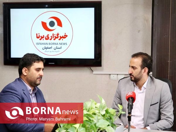 بازدید مدیرکل ورزش و جوانان استان اصفهان از خبرگزاری برنا به مناسبت روز خبرنگار 