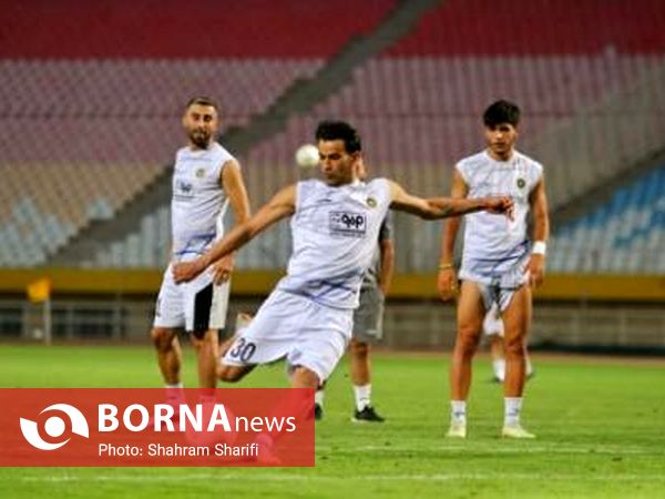 گزارش تصویری تمرین تیم فوتبال سپاهان با حضور هواداران 