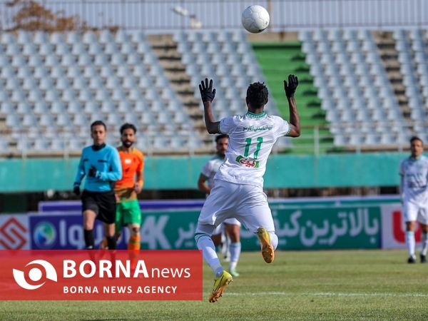 دیدار تیم های فوتبال آلومینیوم - مس