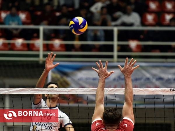جدال والیبالی تیم های شهرداری ارومیه و شهرداری ورامین