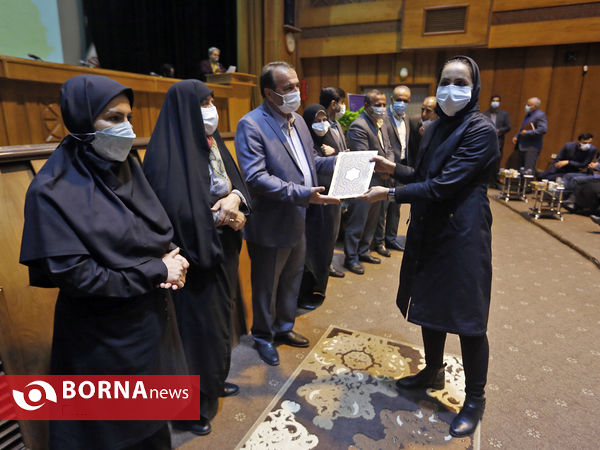 مراسم تجلیل از بانوان قهرمان مربیان ، داوران بین‌المللی استان فارس