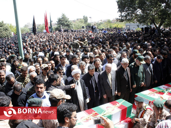 مراسم تشیع پیکر شهدای گمنام در همدان