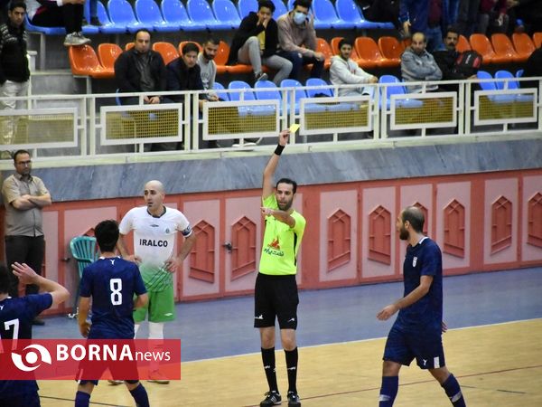 دیدار تیم های فوتسال آلومینیوم اراک _هتل کاج مشهد