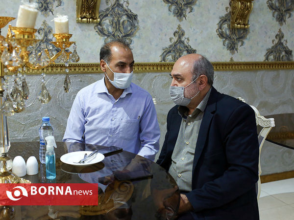 جلسه هم اندیشی با نخبگان و فرهیختگان