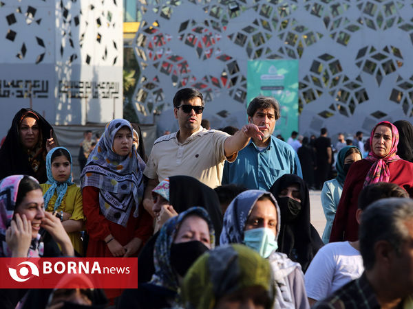 حال و هوای میدان امام حسین (ع) در روز عید غدیر