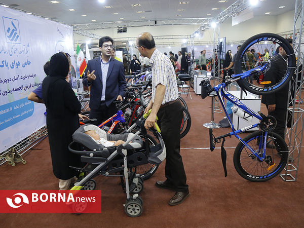 بازدید معاون وزیر ورزش و جوانان از نمایشگاه دوچرخه