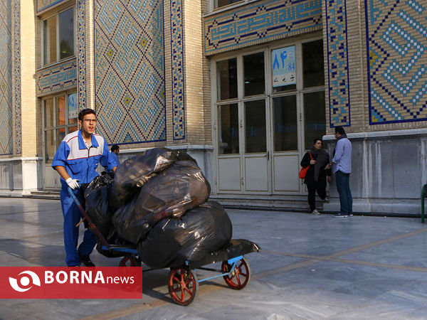در حاشیه نمایشگاه مطبوعات
