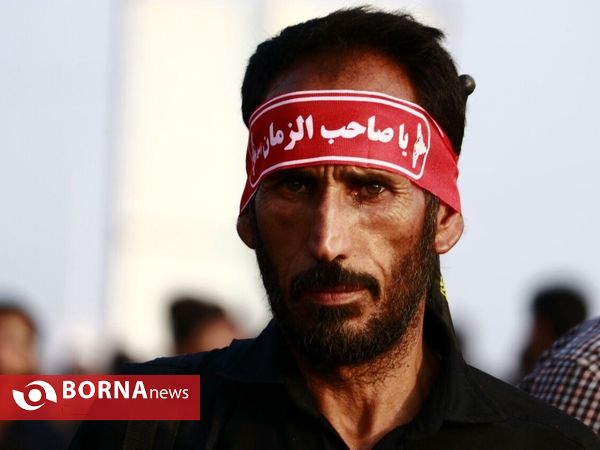 نمای نزدیک اربعینیون شلمچه