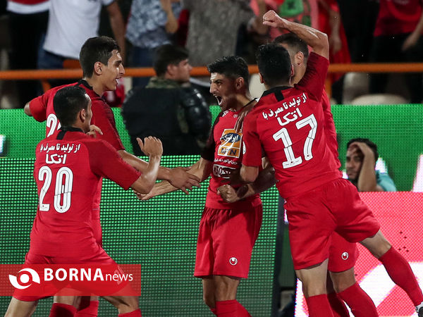 دیدار تیم های پرسپولیس تهران - پارس جنوبی جم