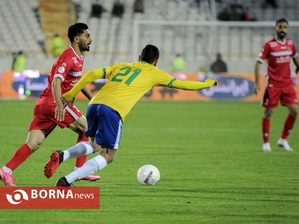 دیدار تیم های فوتبال پرسپولیس -صنعت نفت