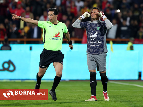 دیدار تیم های پرسپولیس تهران - ماشین سازی تبریز