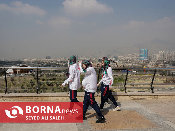 بازدید ورزشکاران مسابقات نوروز از برج میلاد