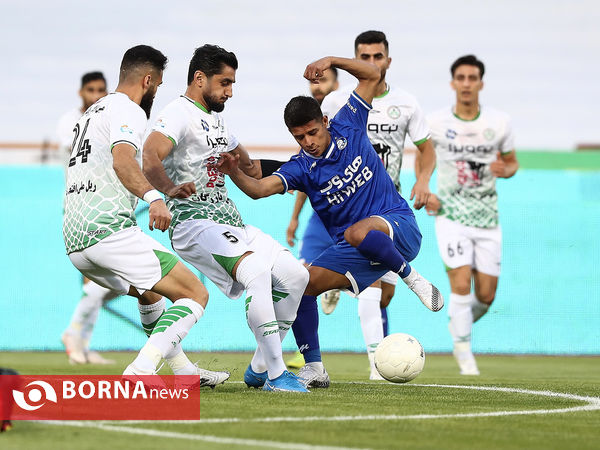 دیدار تیم های فوتبال استقلال - ذوب آهن