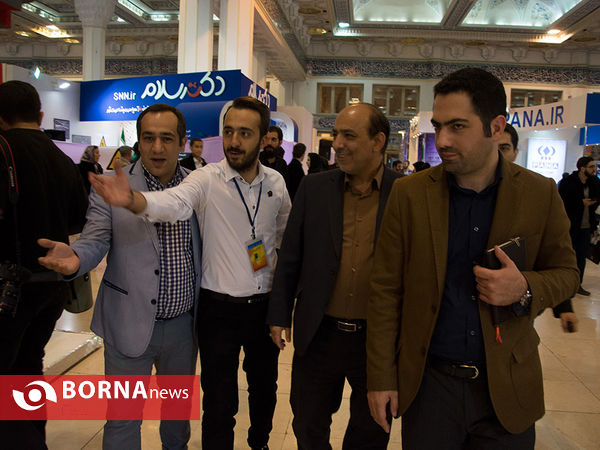 در حاشیه نمایشگاه مطبوعات