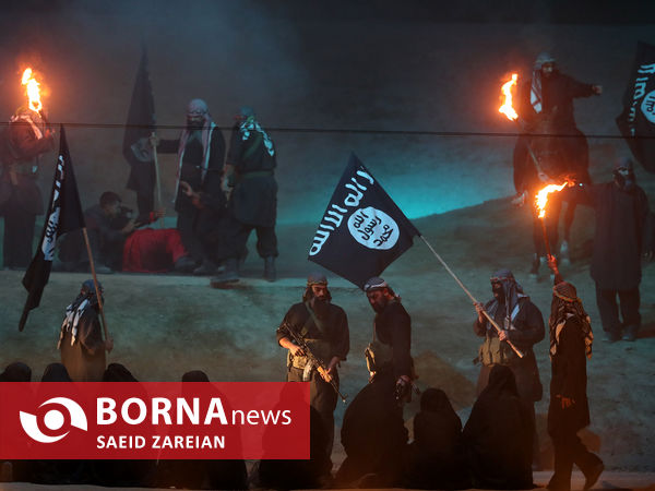 نمایش میدانی «تنهاتر از مسیح»