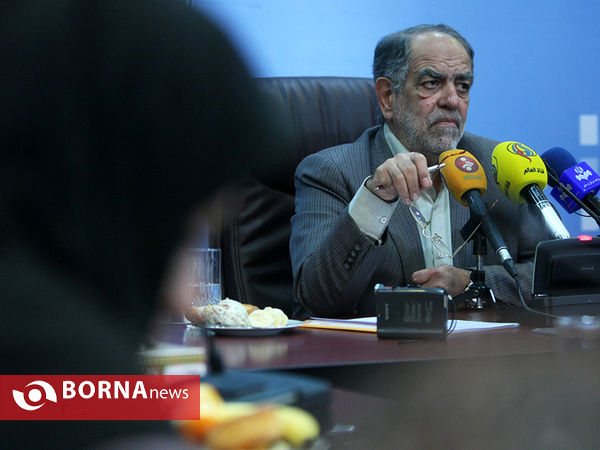 نشست خبری مشاور رئیس جمهور و دبیر شورایعالی مناطق آزاد و ویژه اقتصادی