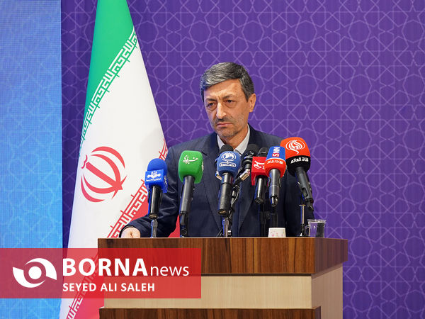 پرویز فتاح رئیس بنیاد مستضعفان