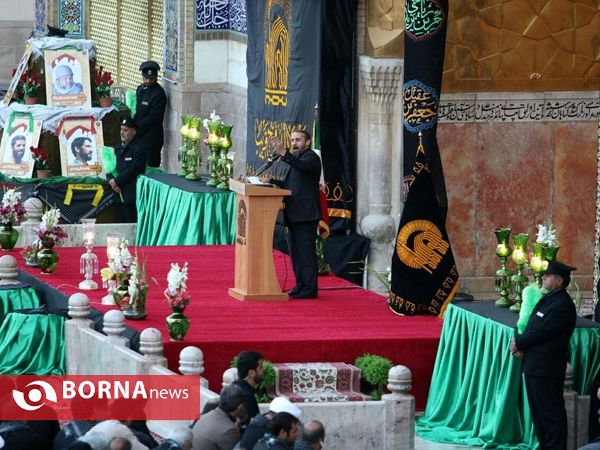 آيين تعويض پرچم گنبد منور رضوی