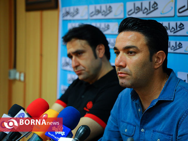 نشست خبری مربیان تیم های پرسپولیس و نساجی