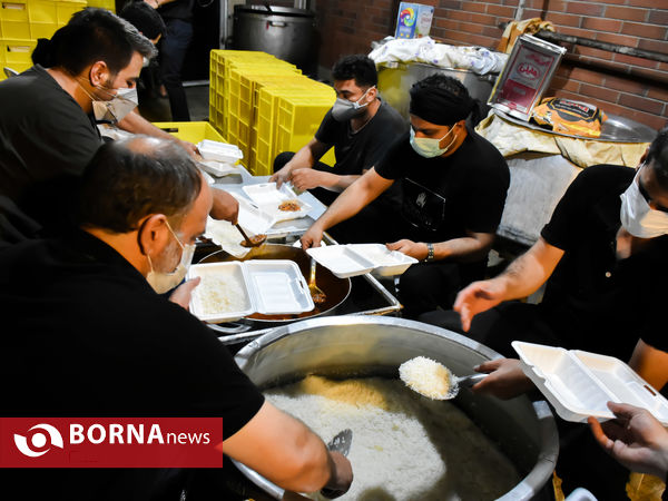 سفره‌دار مجلس حسین(ع)