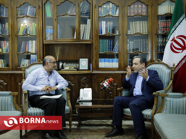 مصاحبه اختصاصی خبرگزاری برنا با دکتر عباس عراقچی