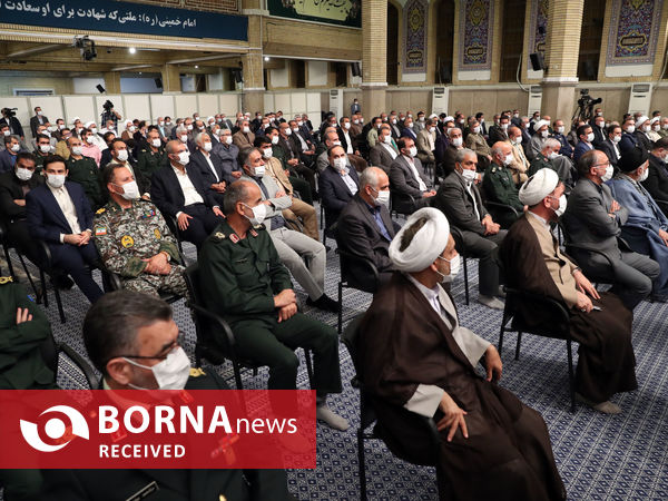 دیدار دست‌اندرکاران برگزاری کنگره شهدای استان قم با مقام معظم رهبری
