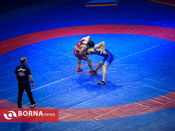 رقابت های لیگ برتر کشتی فرنگی