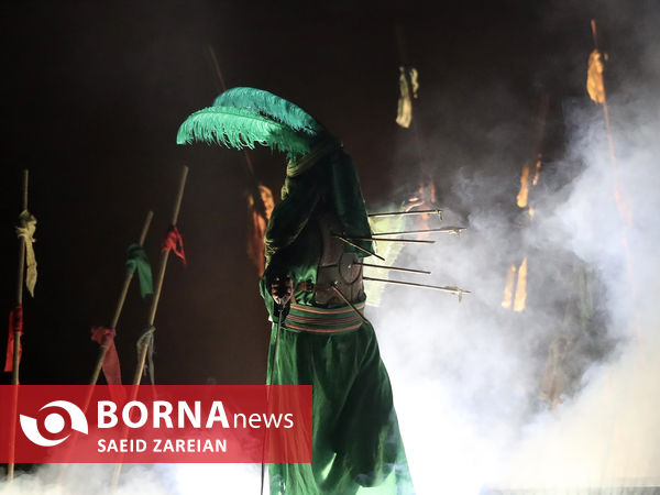 نمایش میدانی «تنهاتر از مسیح»