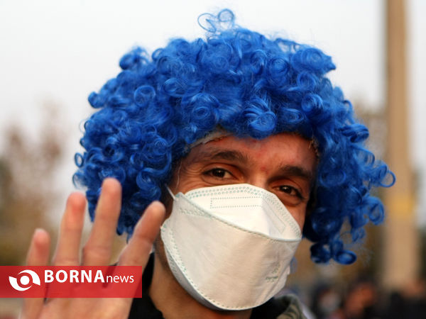 باز شدن درب ورزشگاه آزادی بعد از ۲ سال ( استقلال - نساجی )