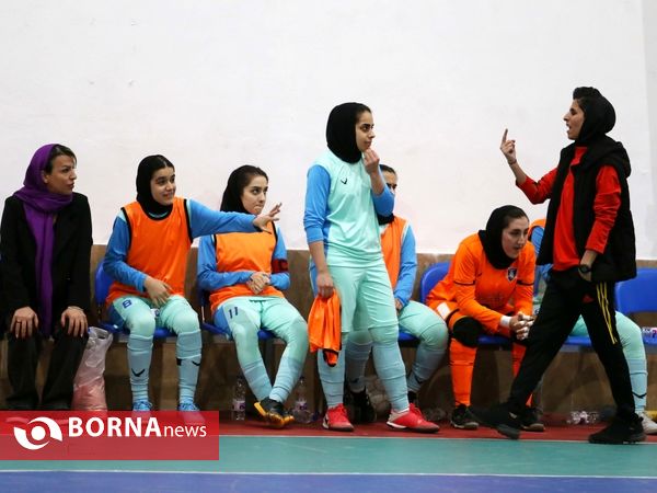 مسابقات فوتسال بانوان جام رمضان در ساری