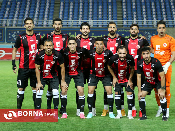 دیدار تیم های پدیده و تراکتورسازی