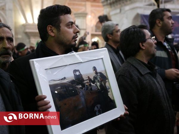 مراسم وداع دوتن از همرزمان سردار سلیمانی_ حرم امام خمینی(ره)