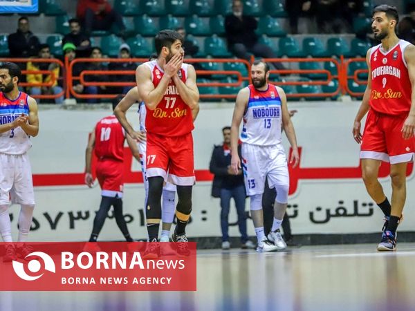 دیدار تیم های بسکتبال نبوغ - توفارقان