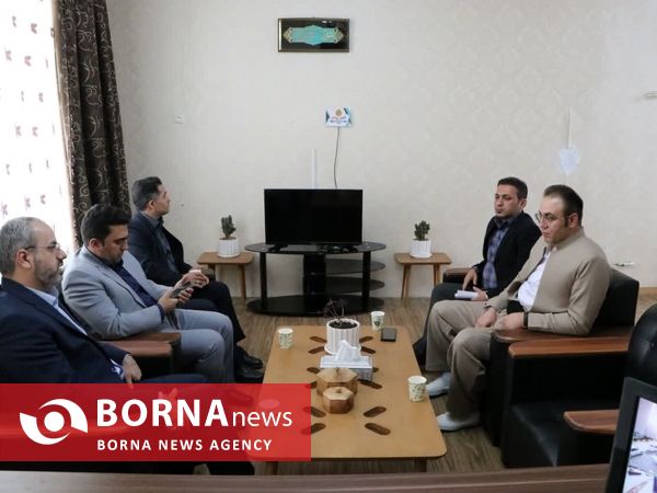بازدید مدیرکل مشارکتهای اجتماعی و فعالیت های داوطلبانه وزارت ورزش و جوانان از دفتر خبرگزاری برنا کردستان 