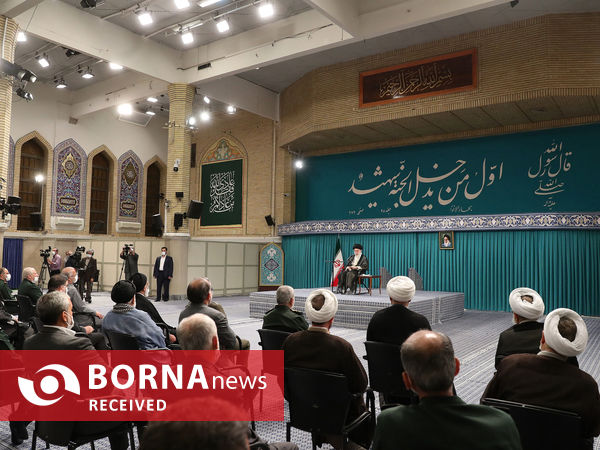 دیدار دست‌اندرکاران برگزاری کنگره شهدای استان قم با مقام معظم رهبری