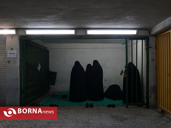 در حاشیه ورزشگاه آزادی پیش از دیدار ایران و عراق - ۲