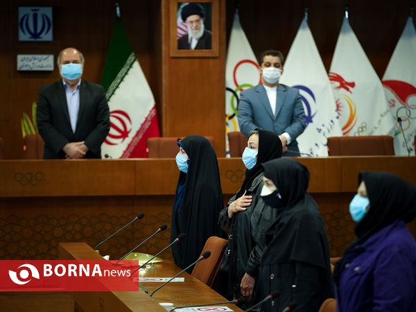 تجلیل از فعالان حوزه ورزش بانوان