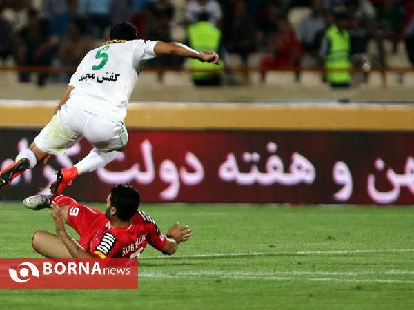 دیدار پرسپولیس تهران و ذوب آهن اصفهان